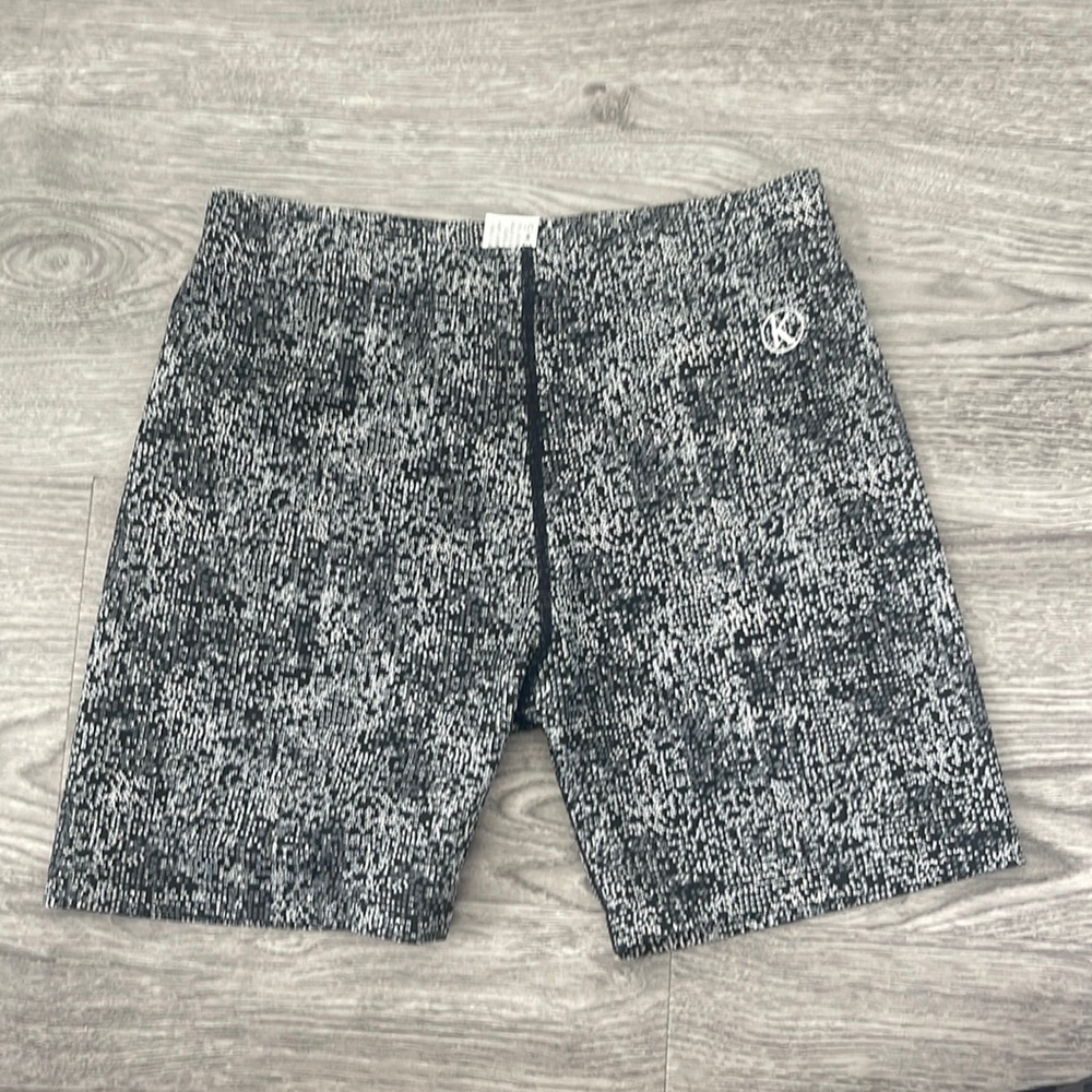 Kamila athletic shorts